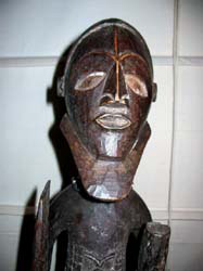 Bembe statue